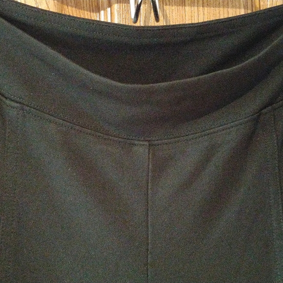 Black Simons pants size 8 in excellent condition - Picture 2 of 3